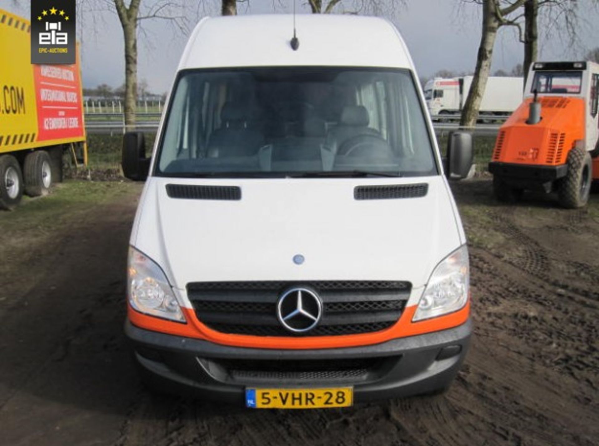 2010 Mercedes Sprinter 313 CDI DC L2H2 20151052 - Image 7 of 31