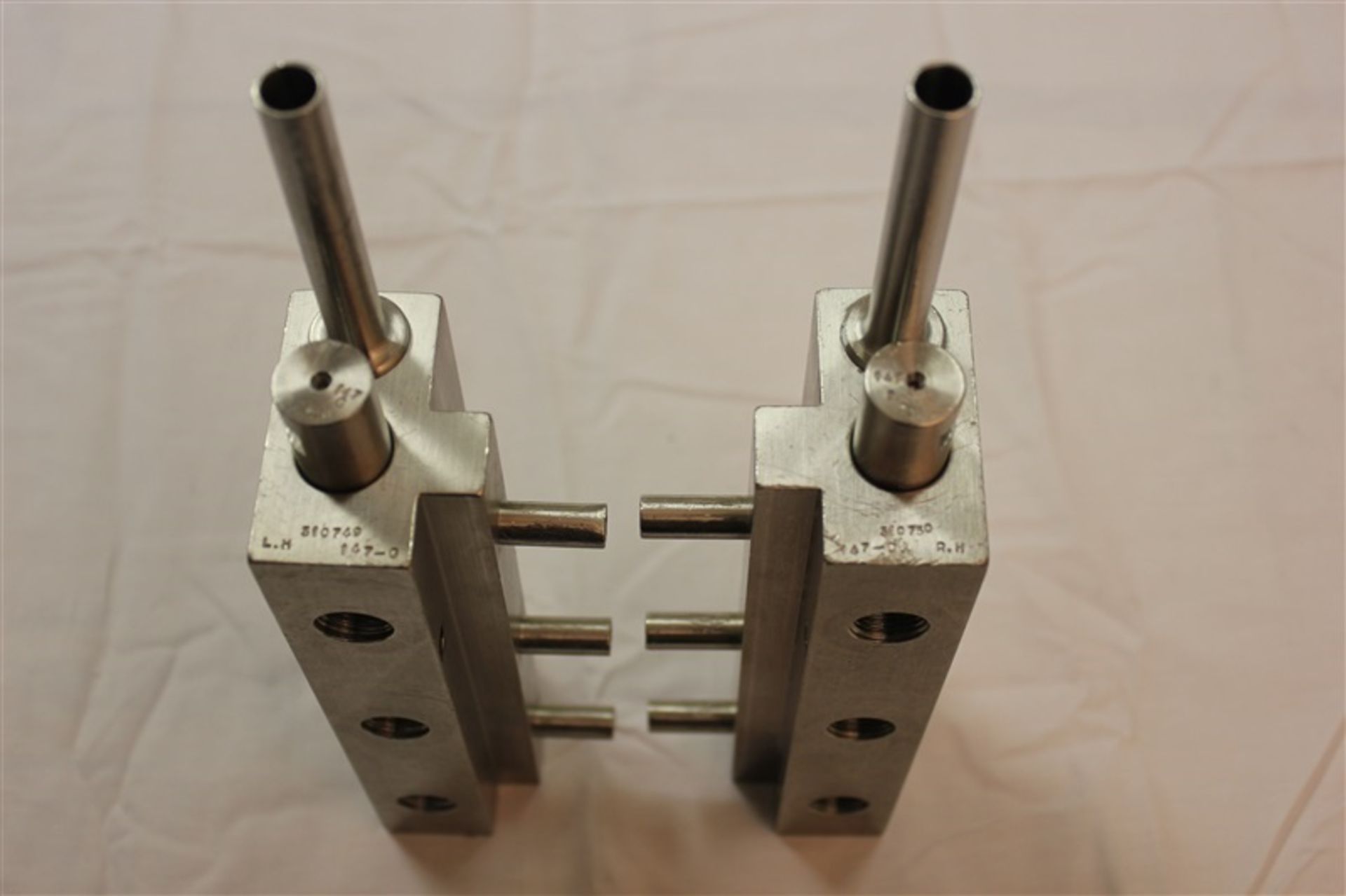 (2) Two Used Cozzoli S/S Slide Valves - Image 2 of 4