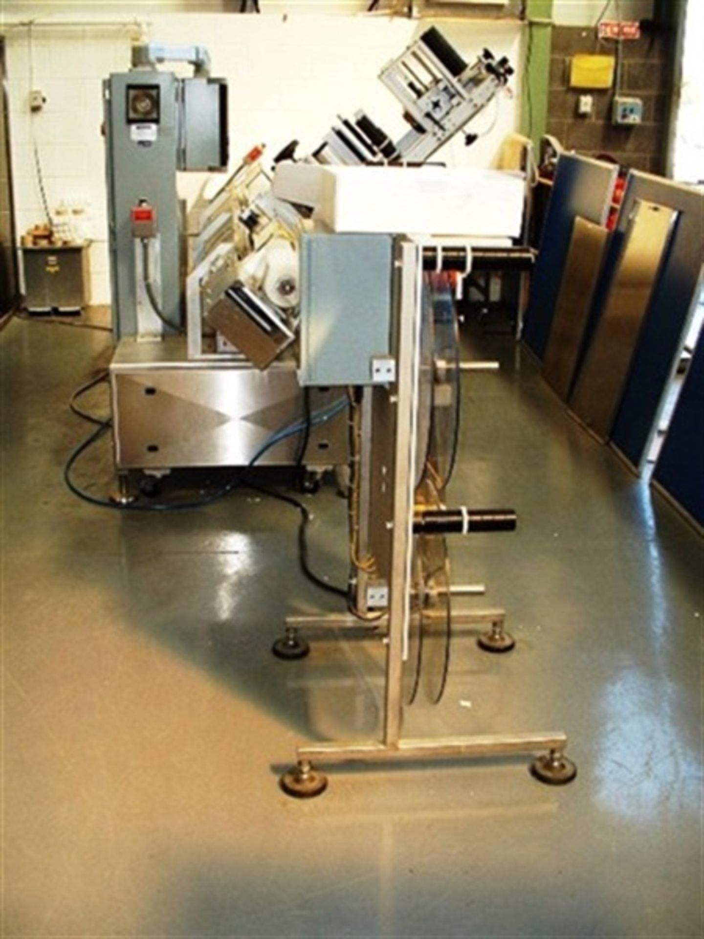 Accraply Pressure Sensitive Vial/Ampule Labeler-Model 9000A - Image 4 of 8