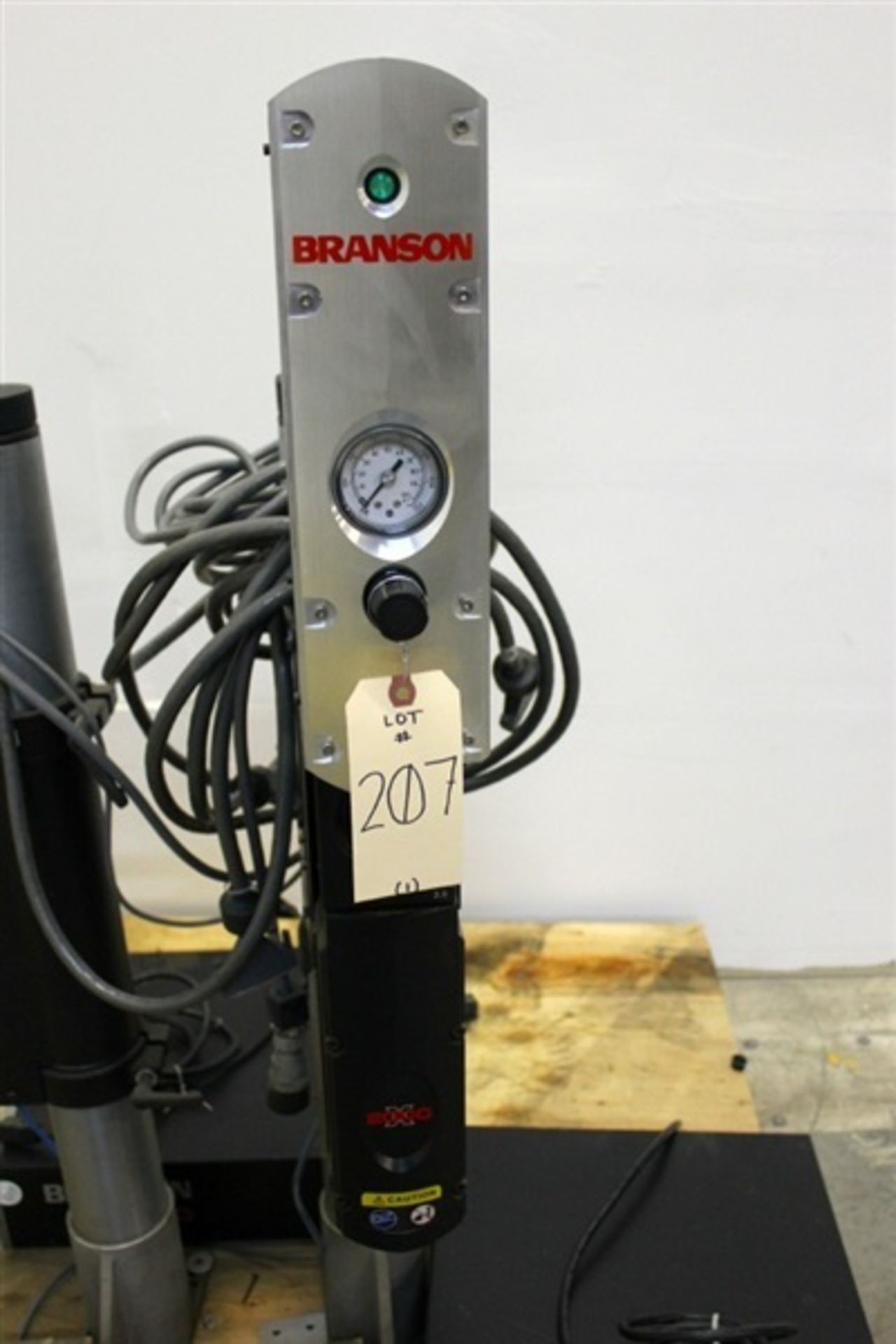 Branson Model 2000X Ultrasonic Welder With Contoller - Image 2 of 3