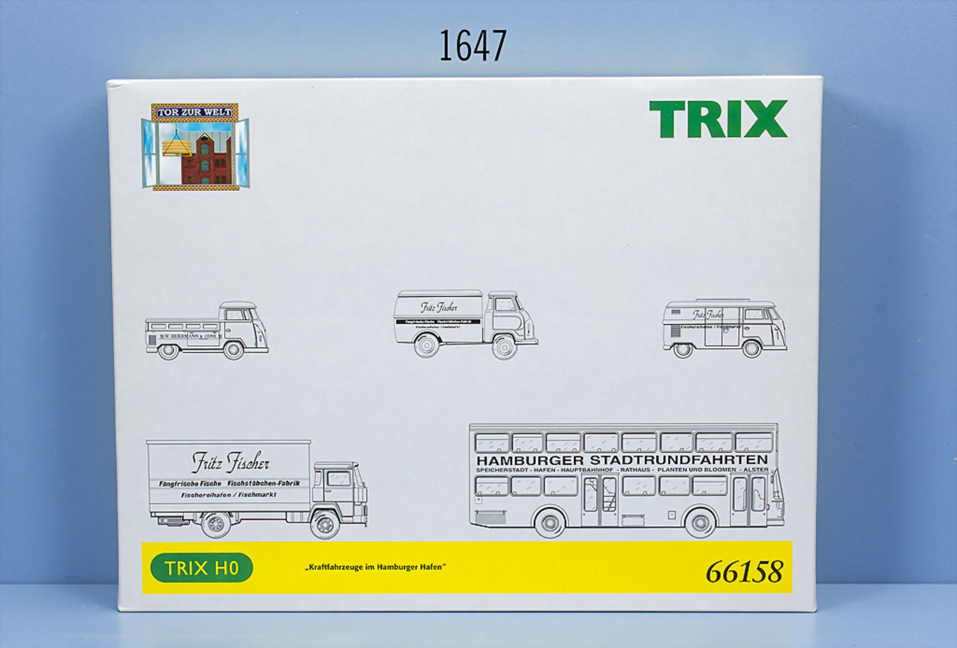 Trix International H0 66158 Fahrzeugset "Kraftfahrzeuge im Hamburger Hafen" mit 1 Bus, 1 Lkw und 3