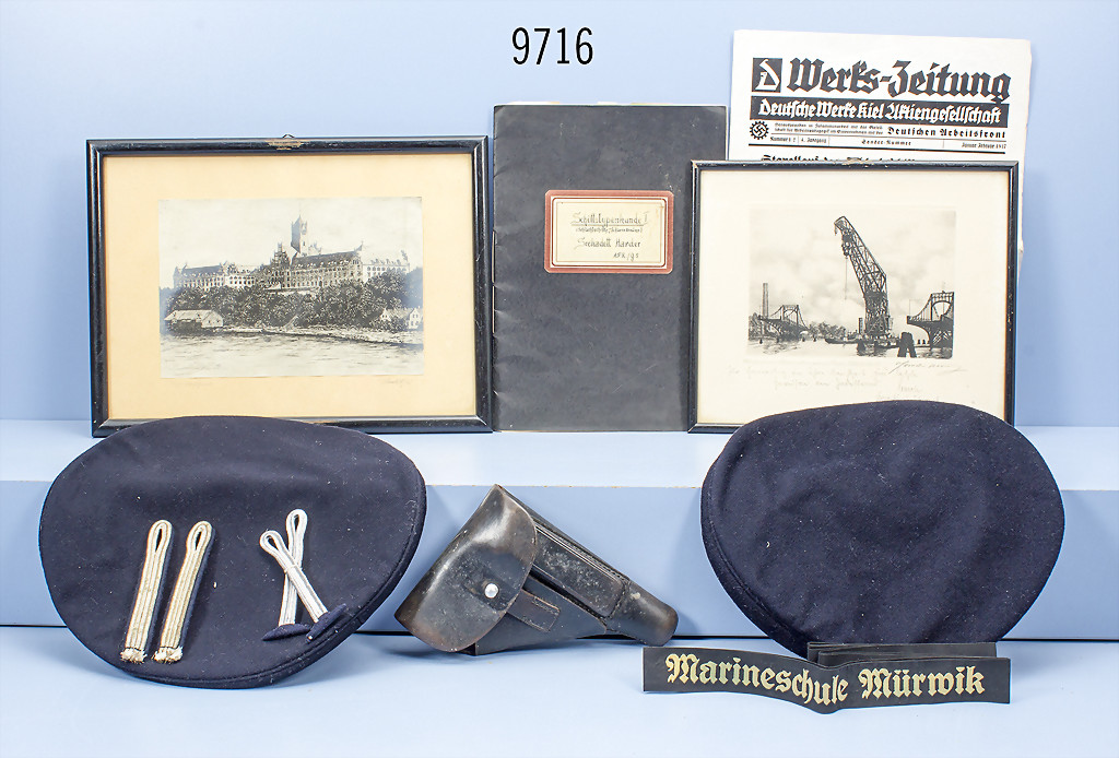 Nachlass ein Fähnrichs der Kriegsmarine, dabei 2 Schulterschnüre, 1 Mützenband "Marineschule
