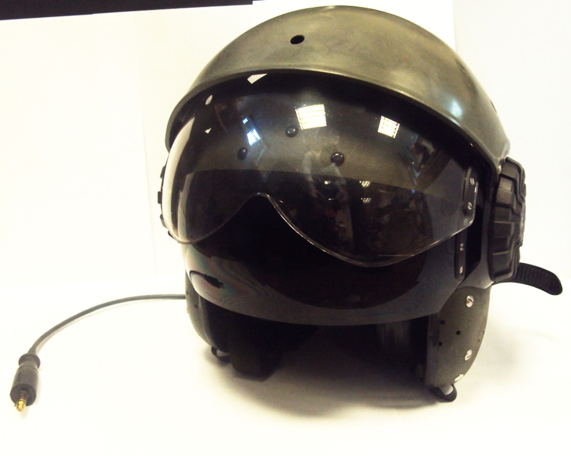 MK15 RAF Helicopter Pilot Helmet - Good condition - Used - Image 3 of 5