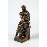 Unbekannter Bildhauer20. Jh. Mutter mit Kind. Bronze, braun-golden patiniert. H. 26,5 cm

Mother