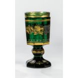 FußbecherBöhmen oder Russland, um 1860 Russischgrünes, facettiertes Glas, auf Unterseite mit