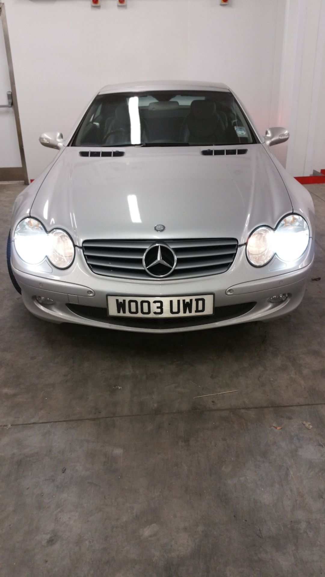 Mercedes SL500. Full service history. MOT Expires 29/6/15. Mileage 102k. 1 Owner BTR - Image 2 of 5