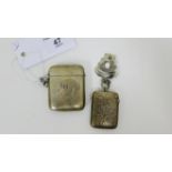 Two Birmingham silver vesta cases, mixed hallmarks (2)