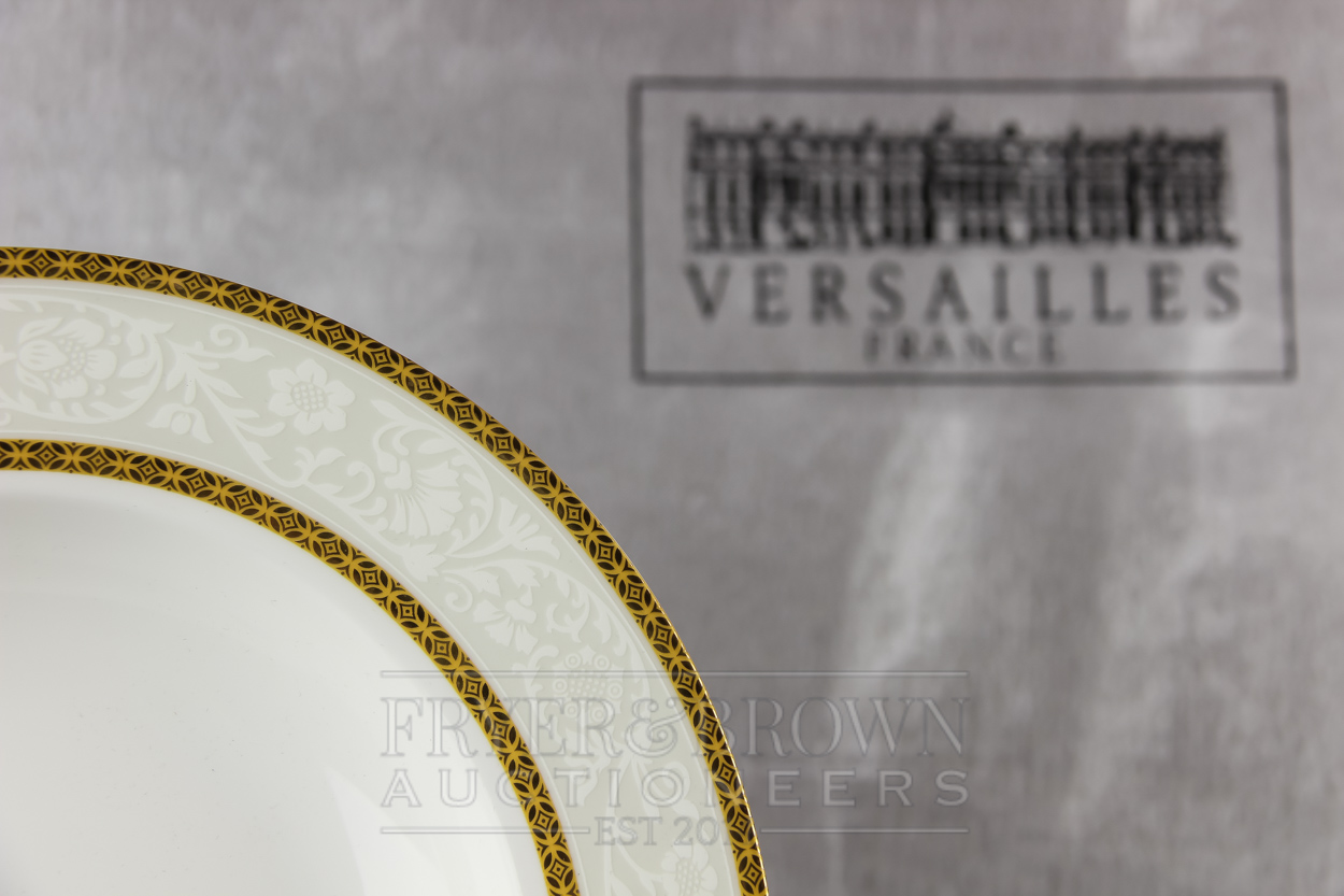 A Versailles, France, porcelain dinner service for six, decorated with gilt trellis borders with - Image 2 of 4