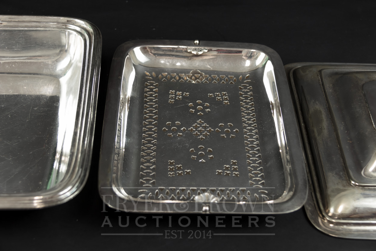 Three silver plated tureens with covers, various dates and makers including Mappin & Webb (3) - Image 6 of 10