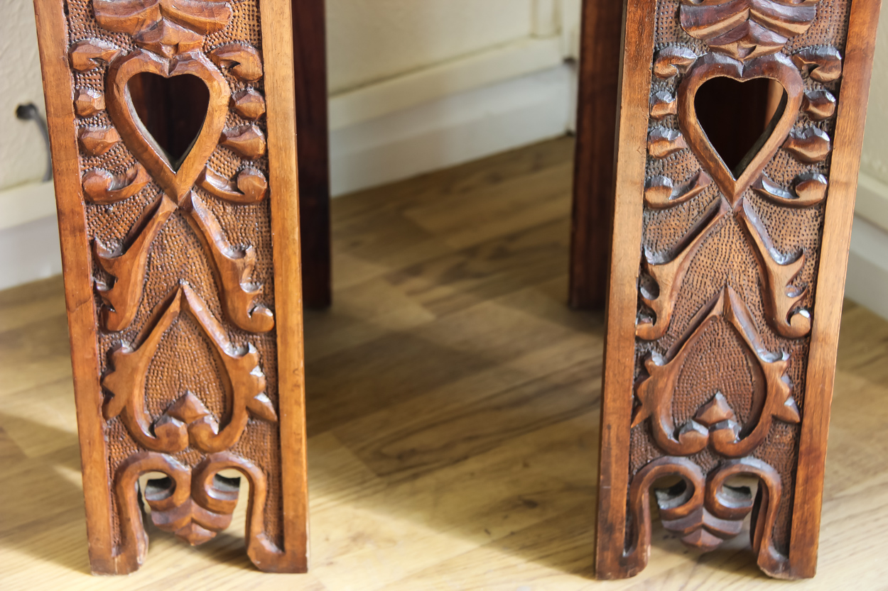 A Colonial carved hardwood jardiniere/flower trough, 49.5 x 40 x 60cm - Image 3 of 5