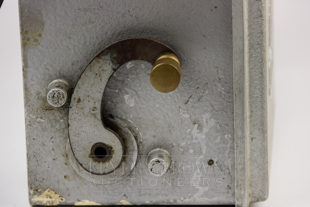 A Blick Stafsine pigeon racing time recorder clock - Image 2 of 3