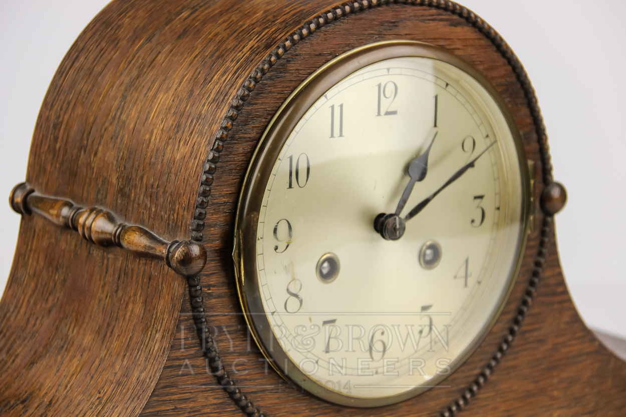 An oak cased Napoleon shape mantel clock - Image 2 of 3