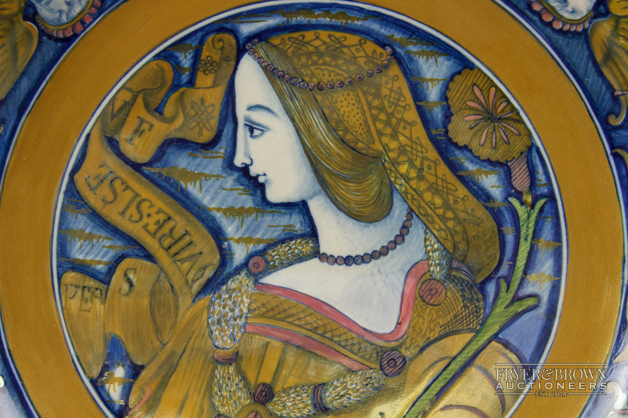 A Cantagalli maiolica charger in Deruta style, decorated with central design of a young lady with - Image 2 of 6