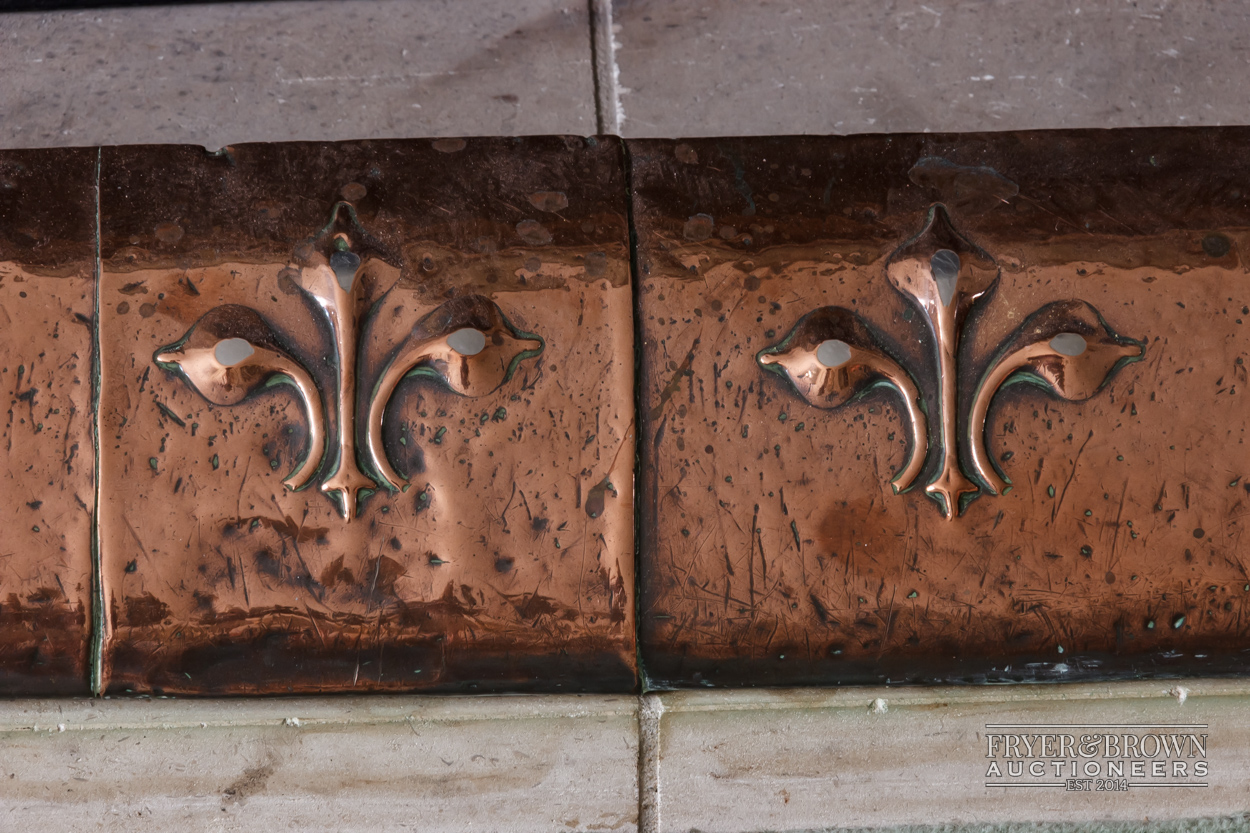 An Arts & Crafts copper fender kerb - Image 2 of 3