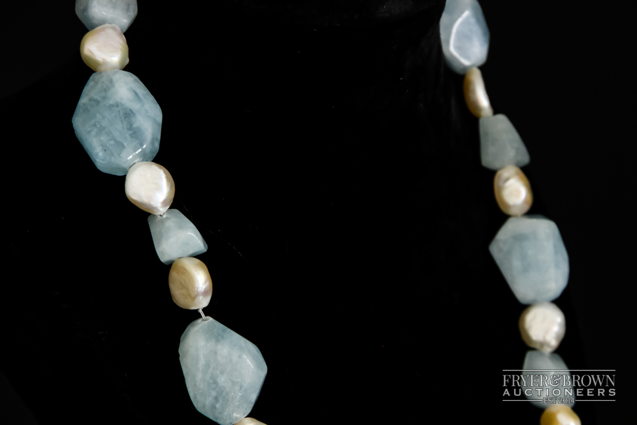 An unusual freshwater pearl, aquamarine and mother of pearl necklace, with irregular faceted - Image 3 of 4
