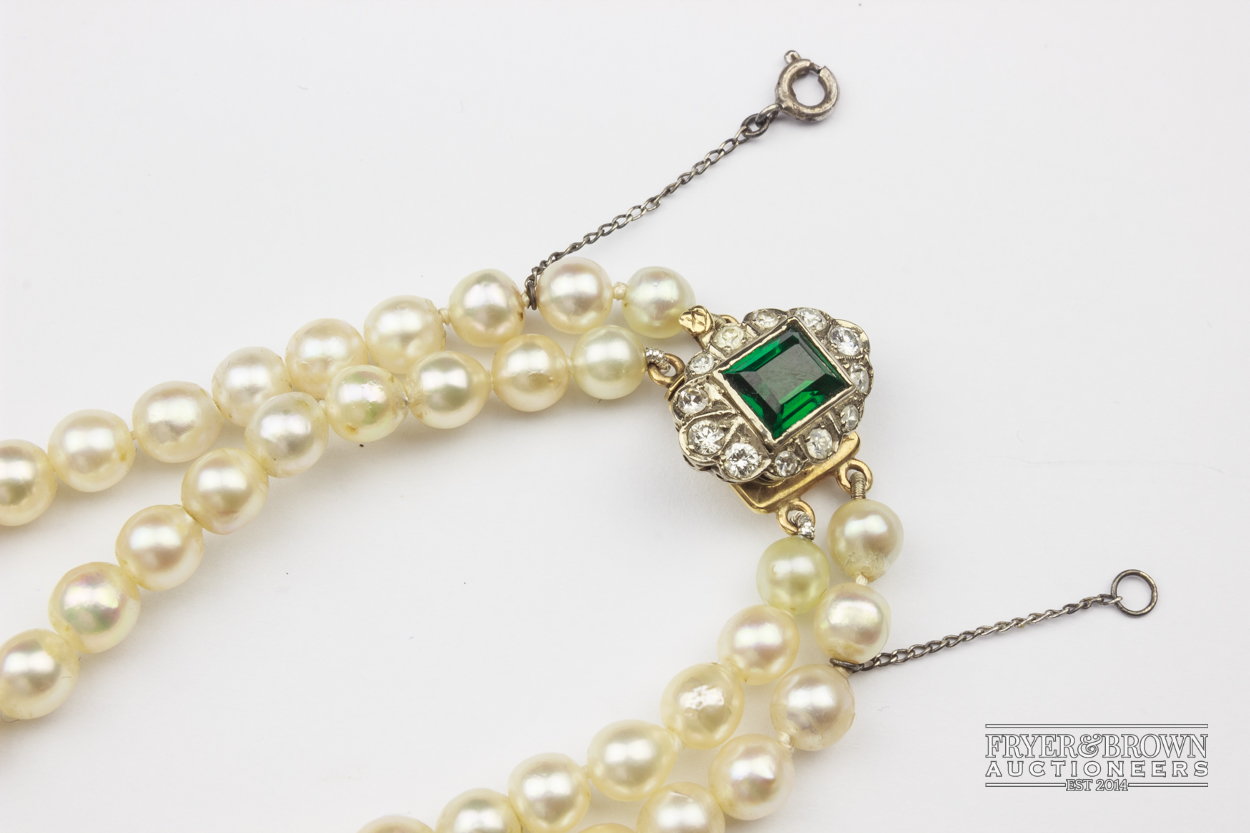 A two row cultured pearl necklace, with tourmaline and diamond clasp, comprising 62 and 66 graduated - Image 4 of 6