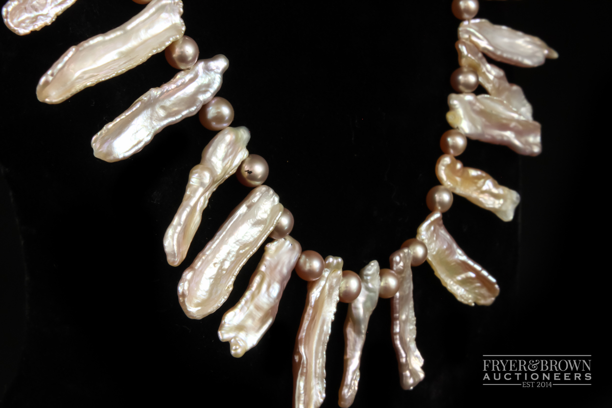 A Mississippi style freshwater pearl and cultured pearl fringe necklace, approximately 45cm long - Image 2 of 3