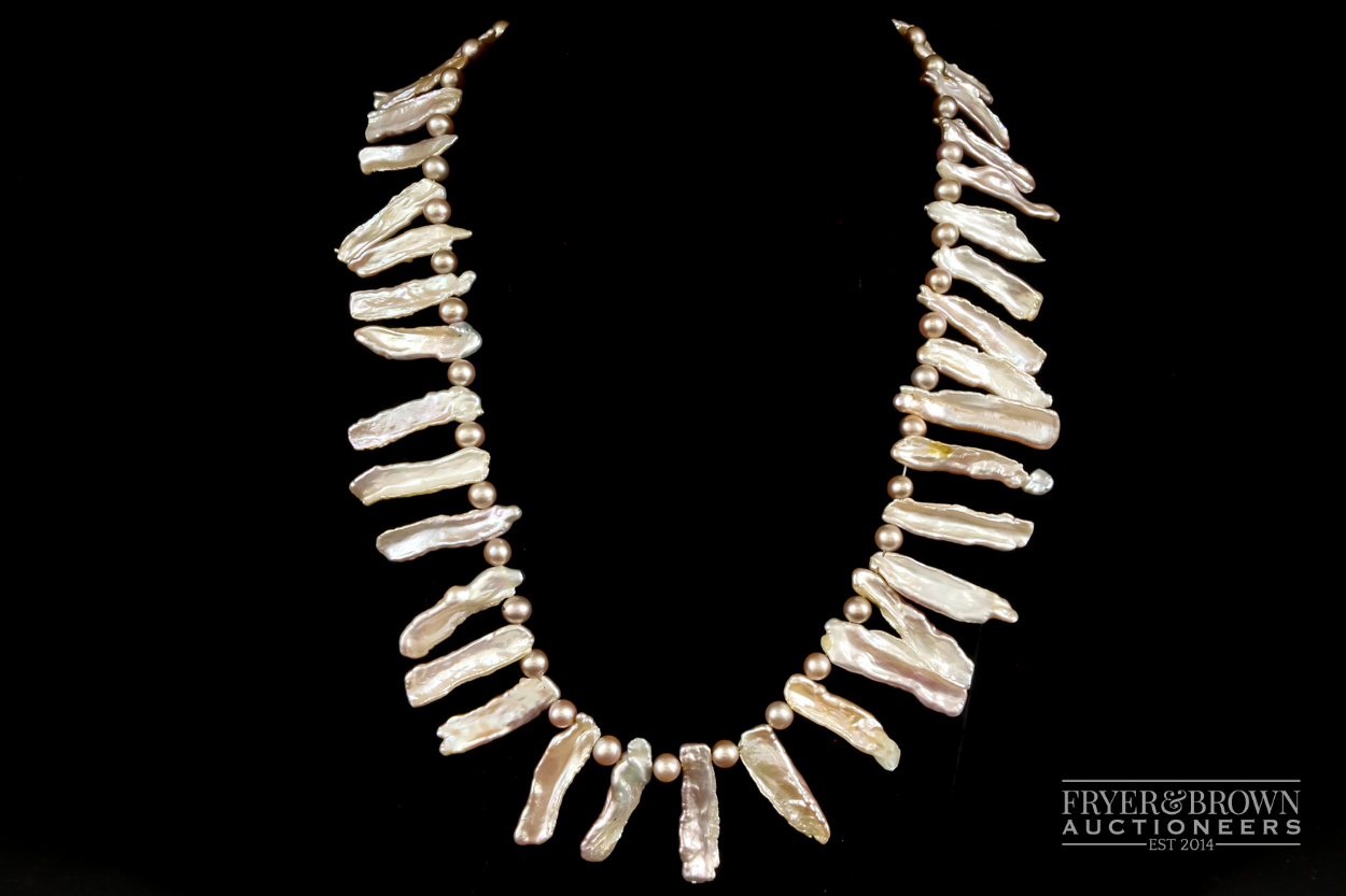 A Mississippi style freshwater pearl and cultured pearl fringe necklace, approximately 45cm long