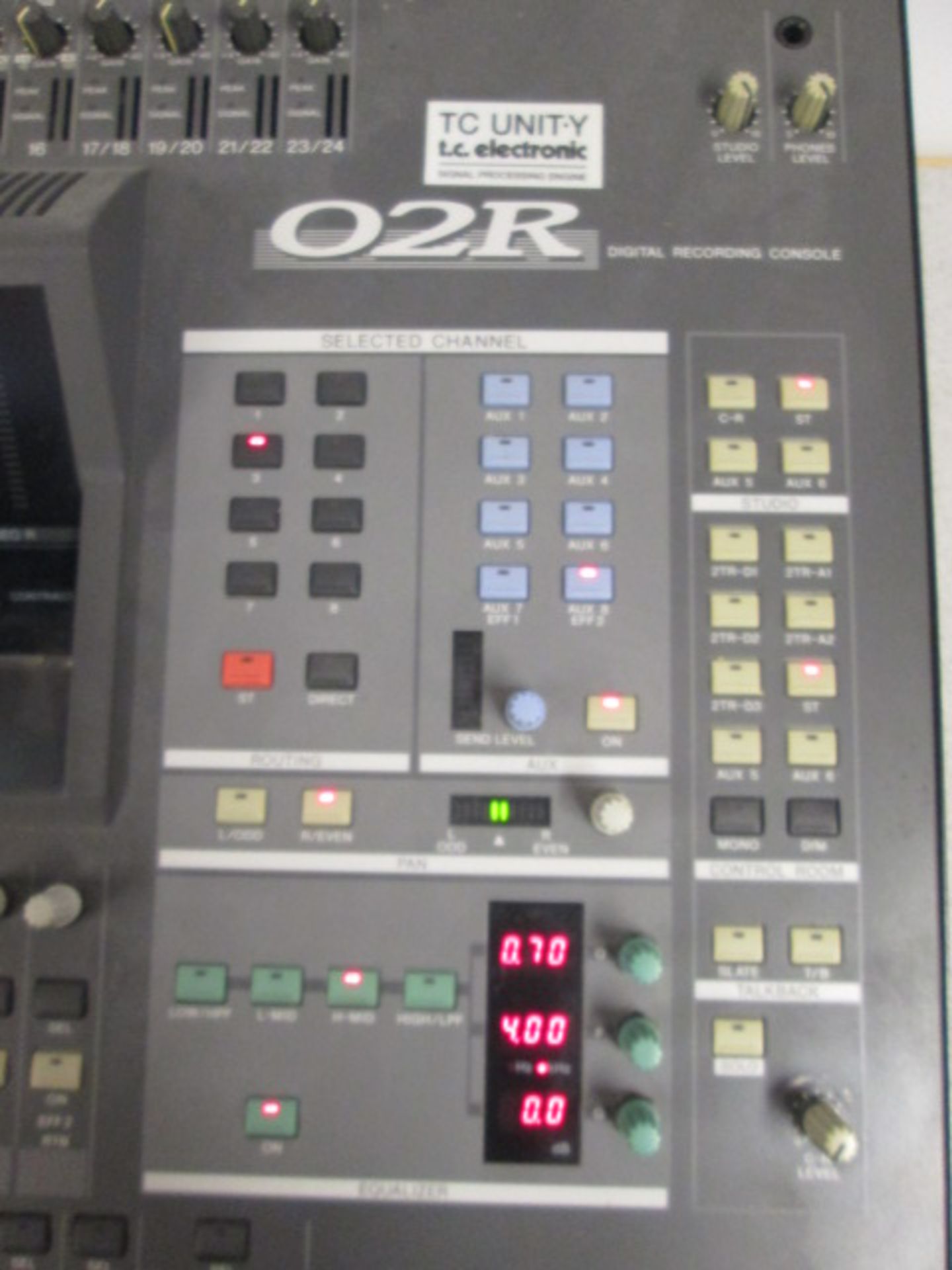 Yamaha 02R Digital Recording Console - Image 4 of 5
