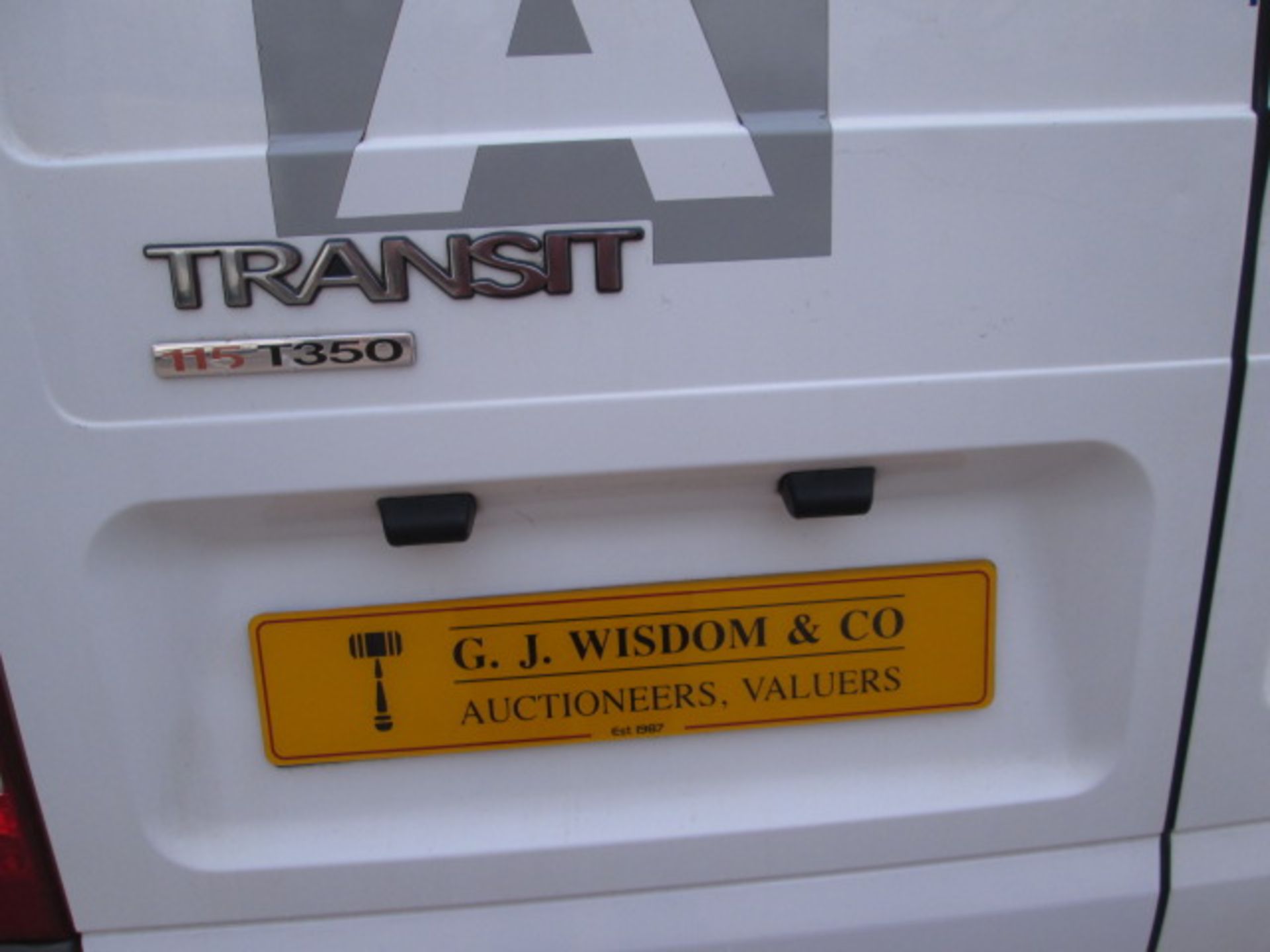 (GV09 BWN) Ford Transit 115 T350L White Panel Van - Image 9 of 18