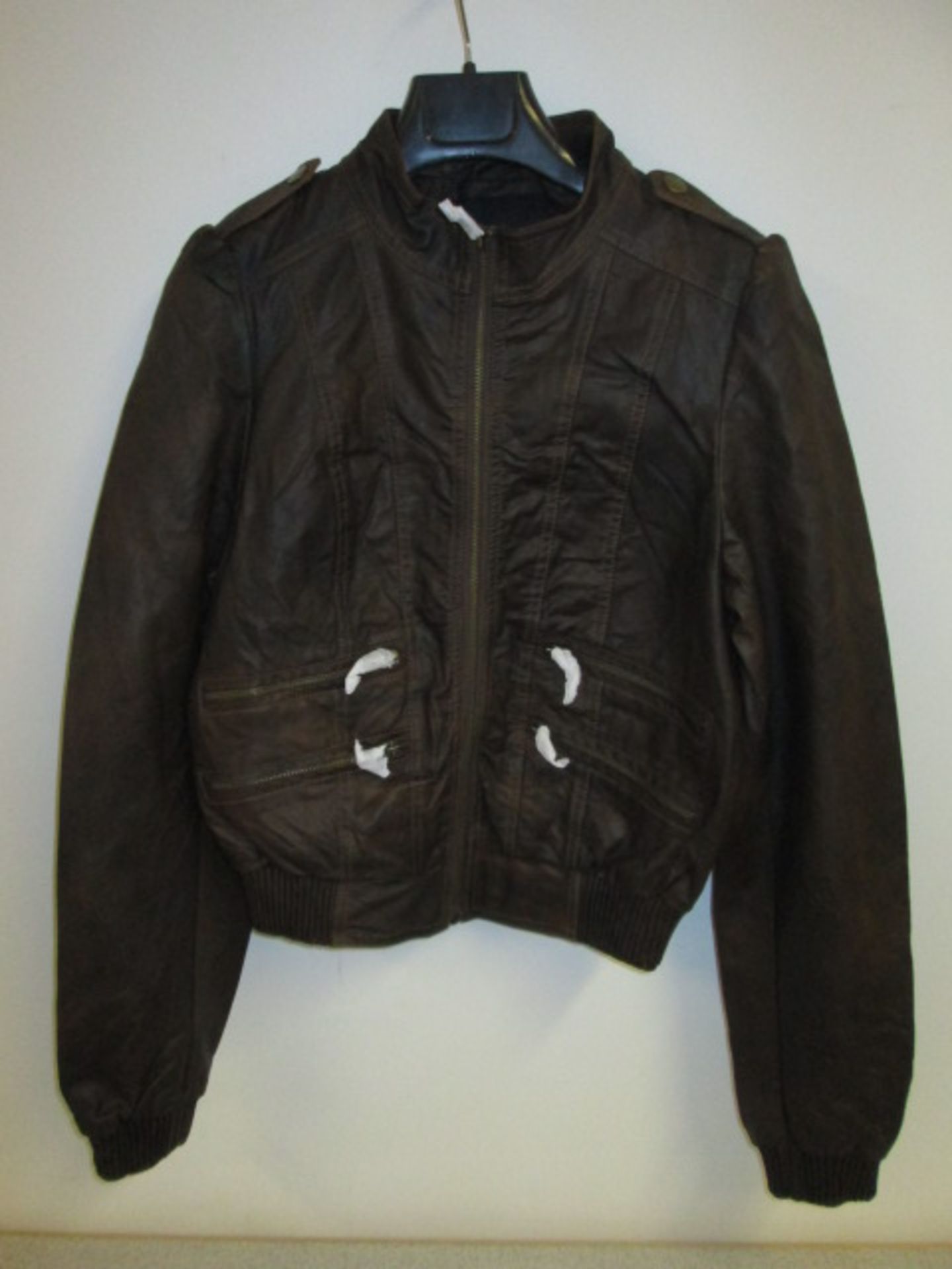 Lot to Include Approx 1200 Immitation Leather Ladies Jackets - Image 3 of 8