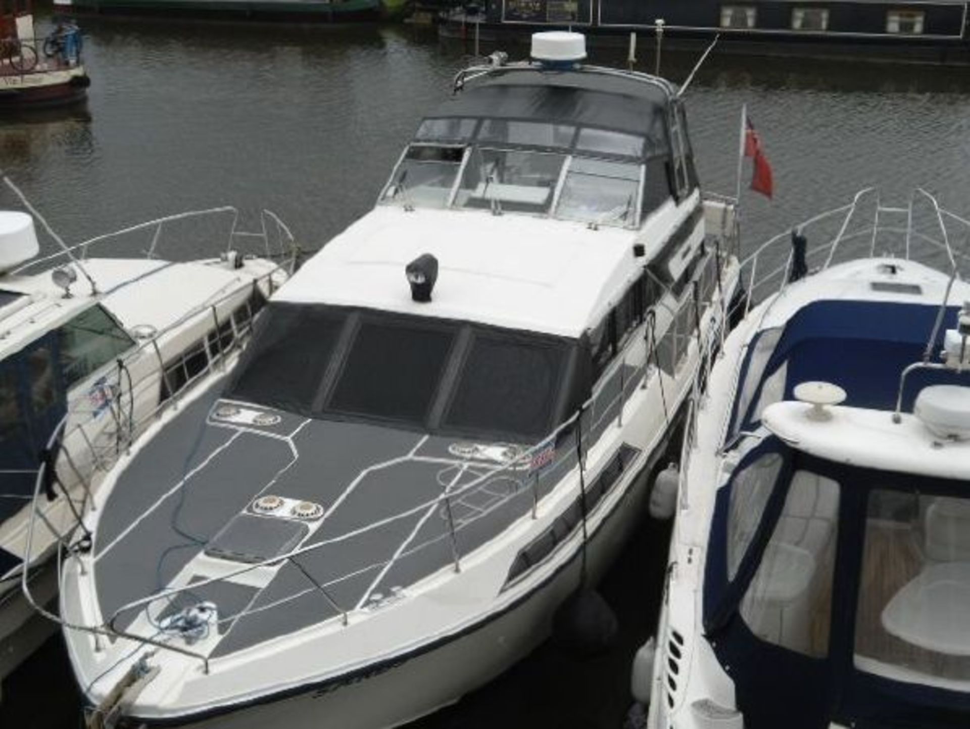 Broom Monarch 39ft, 6 Berth Offshore/River Aft Bridge Cruiser "NO VAT or Buyers Premium on this Lot" - Image 15 of 15