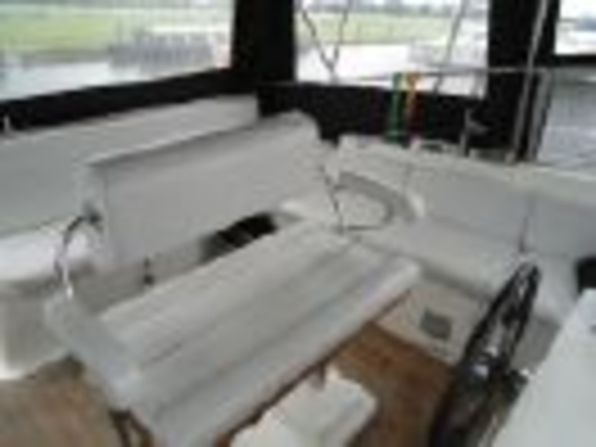 Broom Monarch 39ft, 6 Berth Offshore/River Aft Bridge Cruiser "NO VAT or Buyers Premium on this Lot" - Image 6 of 15