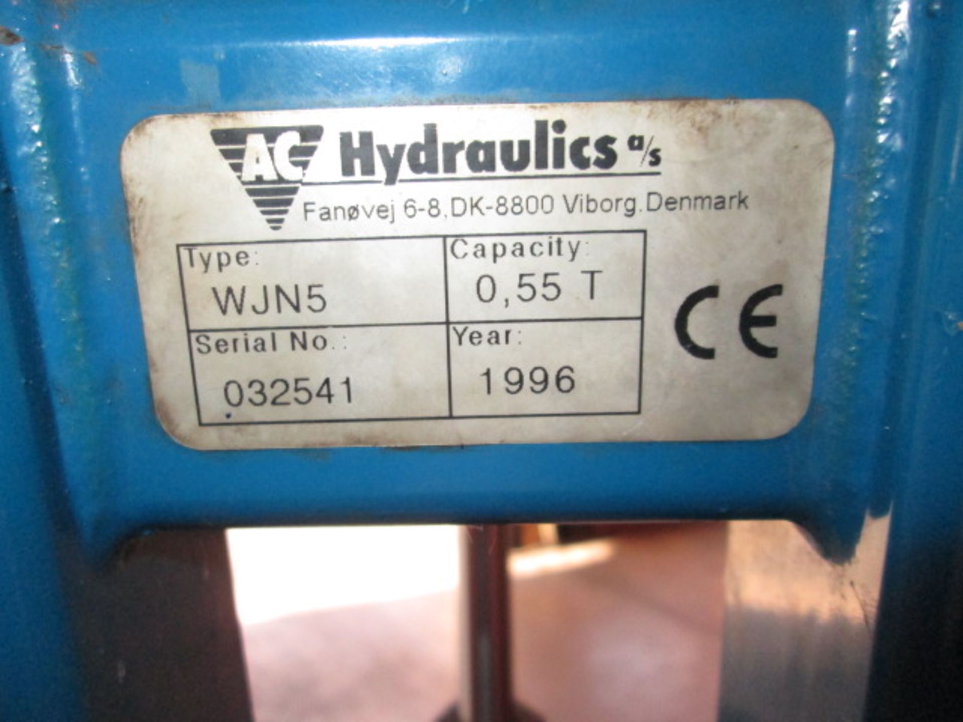 Weber-Hydraulic Portable Engine Hoist - Image 2 of 2