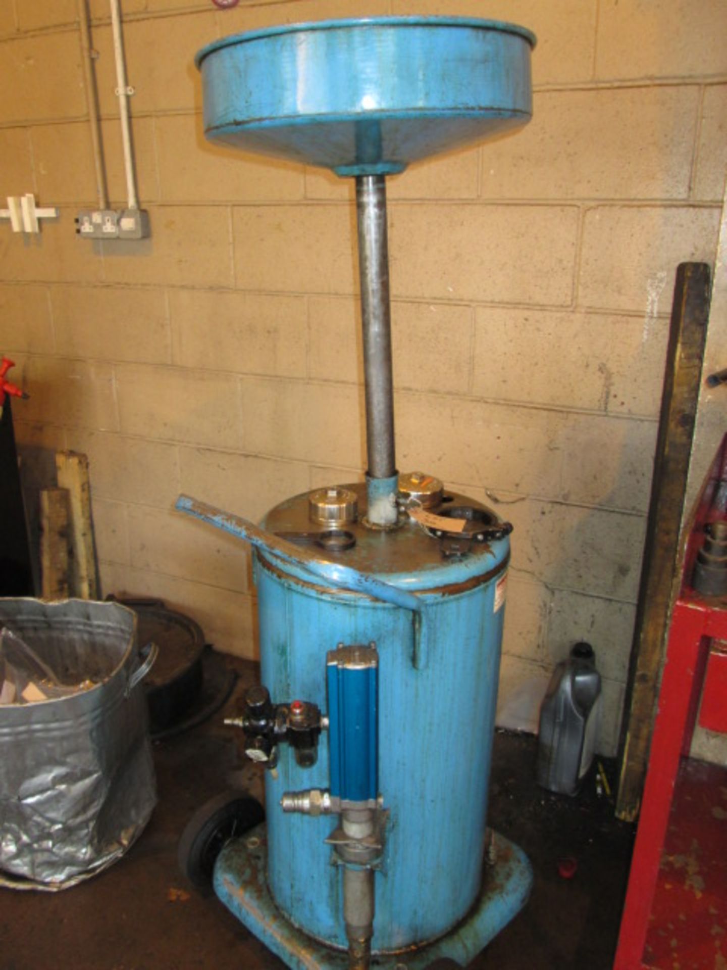 Orion Adjustable Oil Recovery Unit with Pump Out Empty System