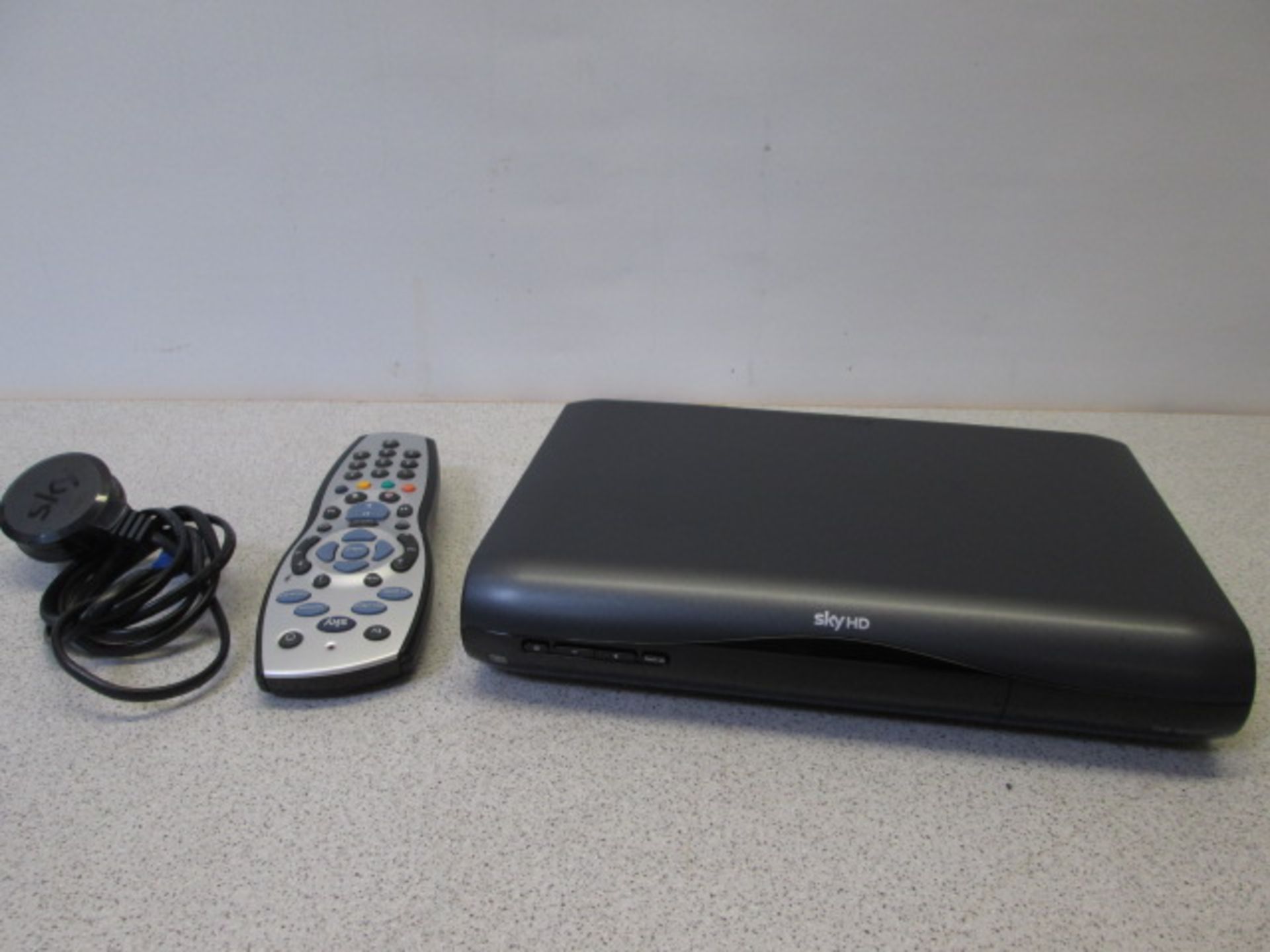 Sky HD Box, Model - DRX595 with Power Lead & Sky Remote