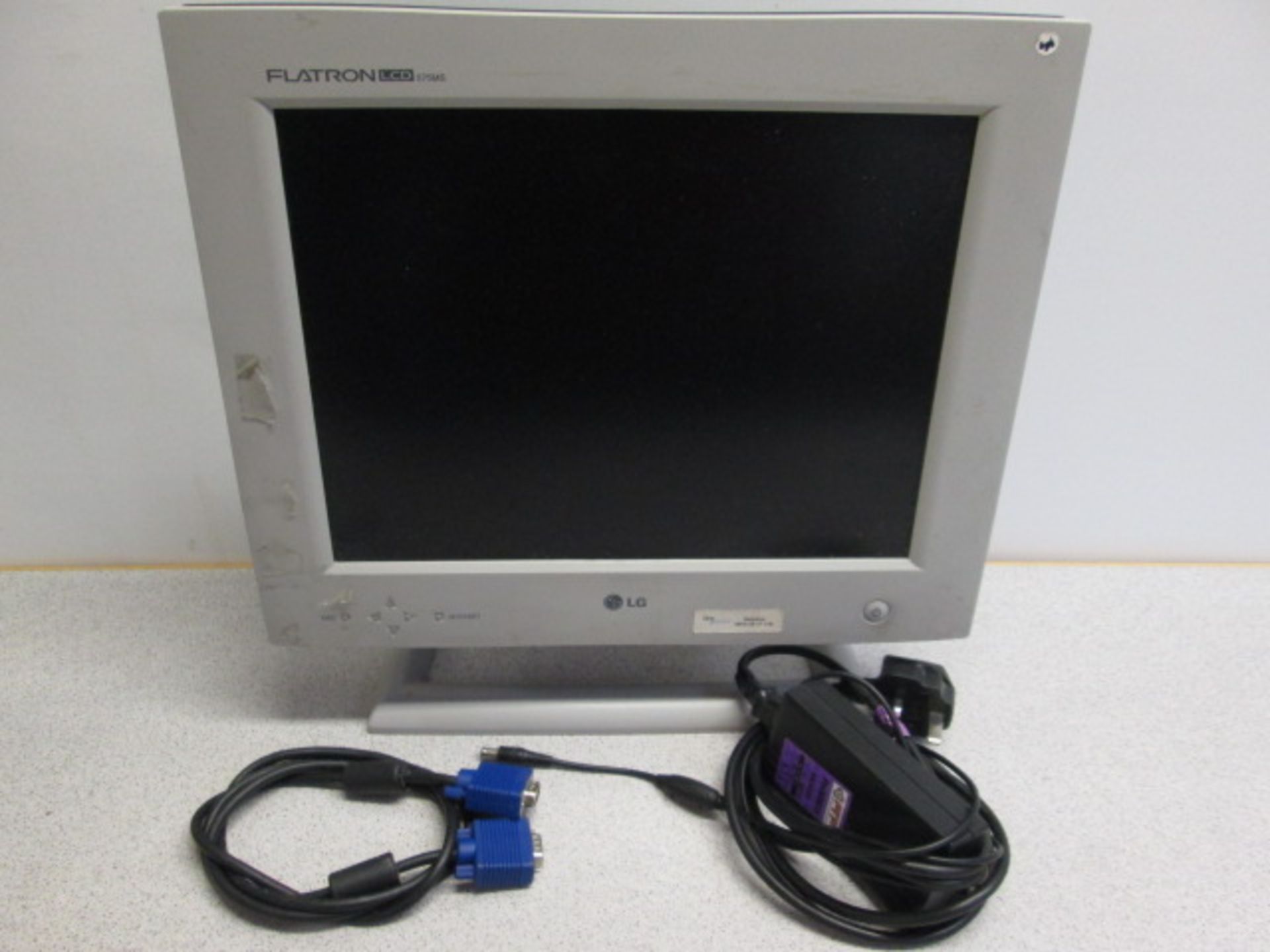 LG Flatron 15" LCD Monitor. Model 575MS with Power Supply & VGA Cable.