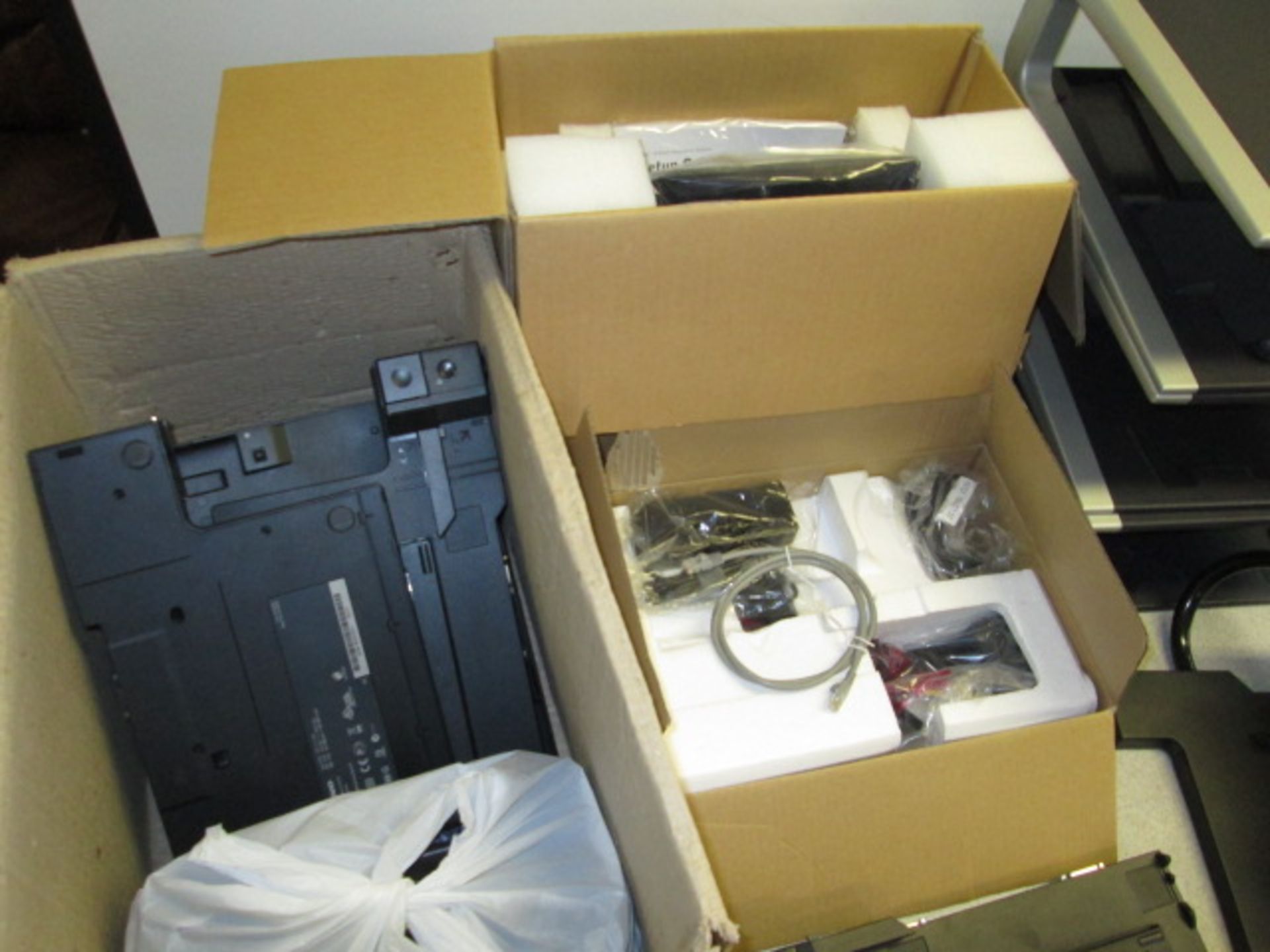 Lot of IT Accessories to Include: 10 x Assorted Docking Stations, 5 x Assorted Monitor Stands & 2 - Image 2 of 4