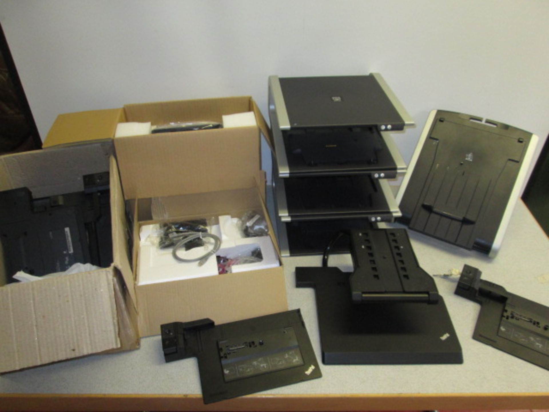 Lot of IT Accessories to Include: 10 x Assorted Docking Stations, 5 x Assorted Monitor Stands & 2