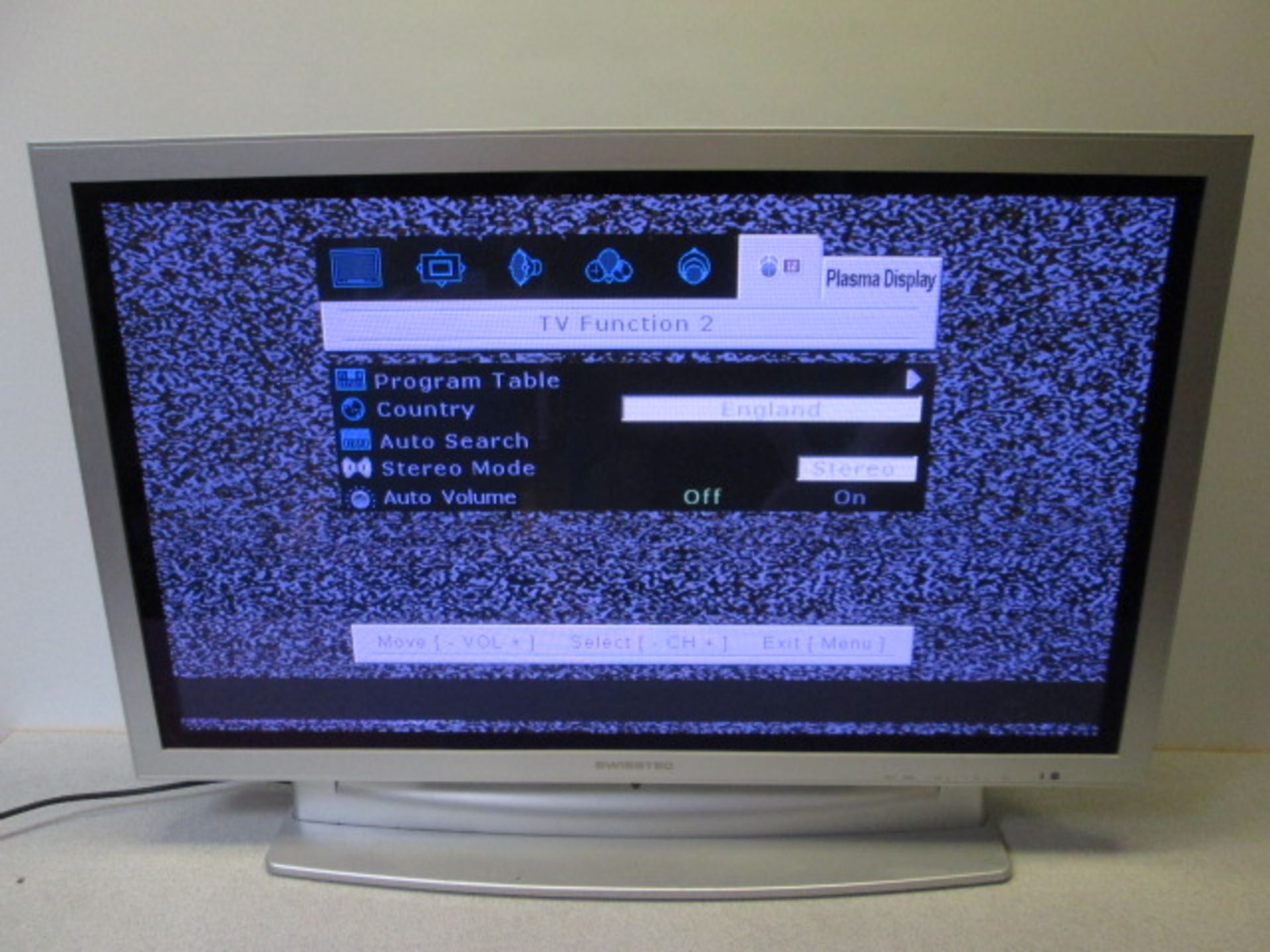 Swisstec 42" PDP TV Receiver, Model SKY-EN42/W1LG. Comes with Power Supply