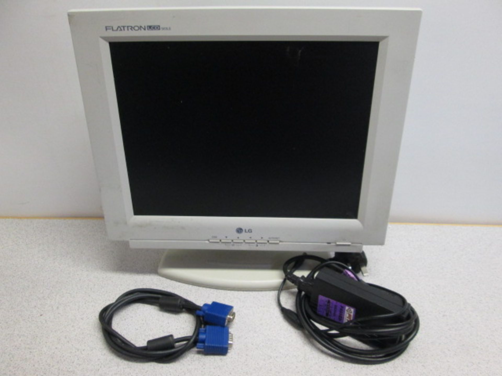LG Flatron 15" LCD Monitor. Model 563LE with Power Supply & VGA Cable.