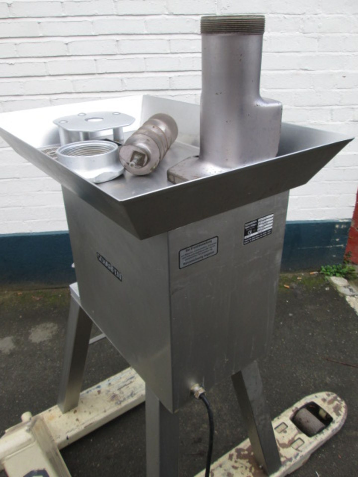 Scharfen Meat Mincer.