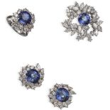 Elegante Tansanit-Diamant-Brillant-Semiparure 18K WG
Bestehend aus 1 Brosche, 1 Paar Ohrclips und