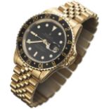 Herrenarmbanduhr der Marke ROLEX "Oyster Perpetual Date GMT-Master" 18K GG
Rundes, massives