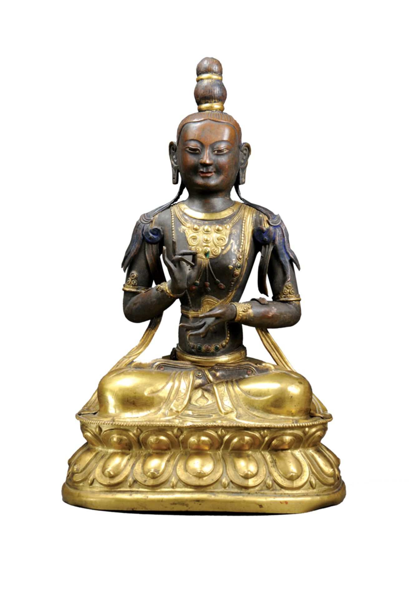 DER BODHISATTVA DER TRANSZENDENTEN WEISHEITKupferrepoussé und Bronze mit Feuervergoldung. Tibet,