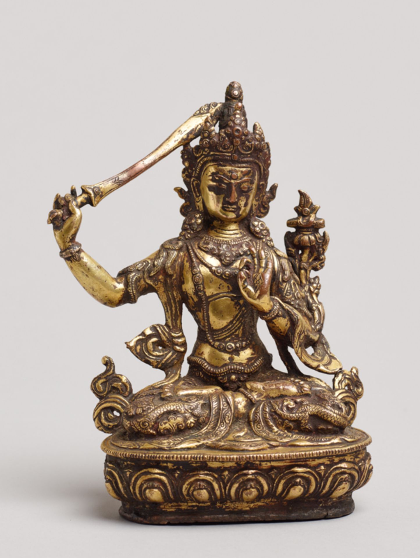DER BODHISATTVA DER WEISHEIT MANJUSHRIFeuervergoldete Bronze. Tibet, 18. bis 19. Jh.Manjushri,