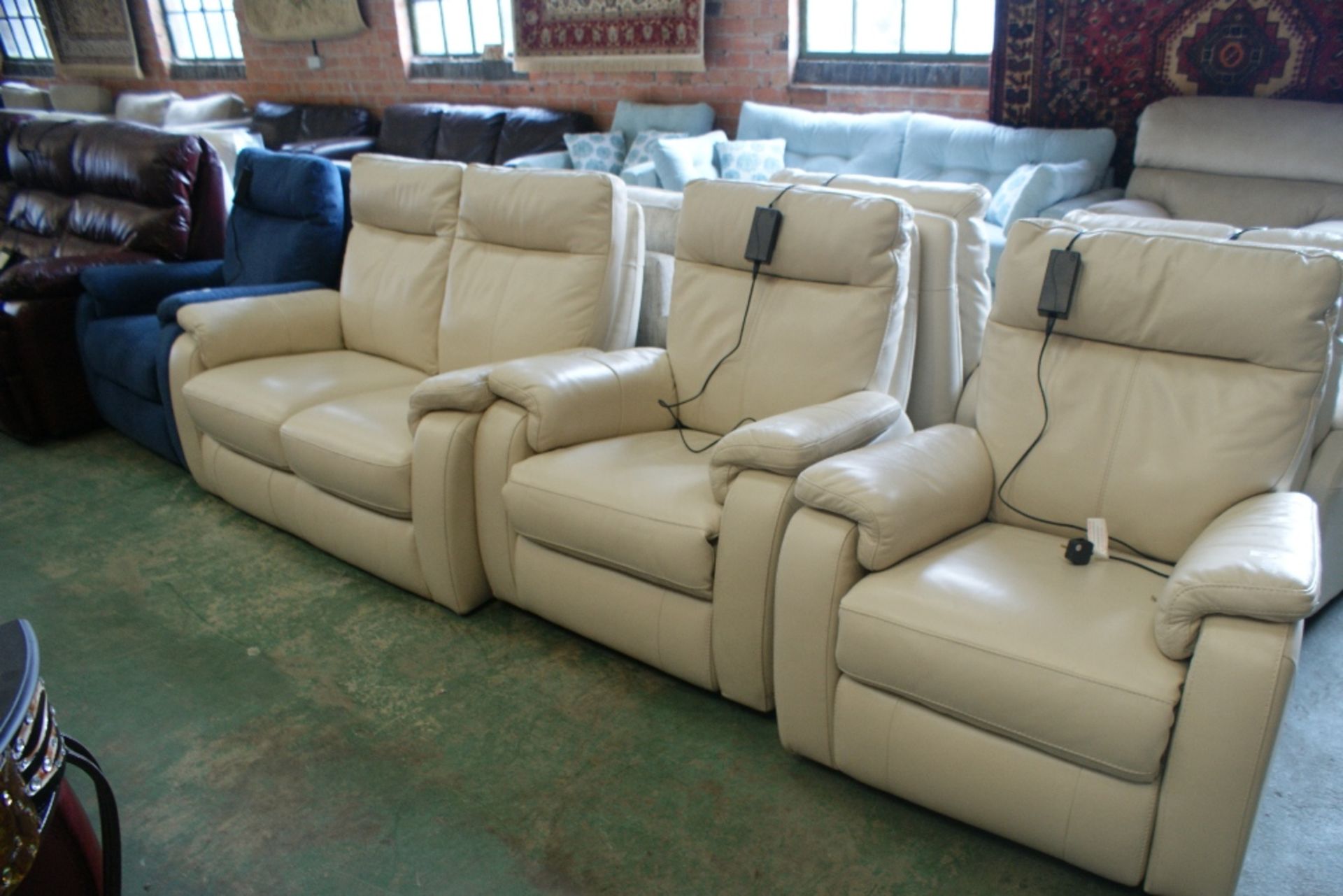 CREAM LEATHER 2 SEATER SOFA AND 2 ELECTRIC CHAIRS (5)