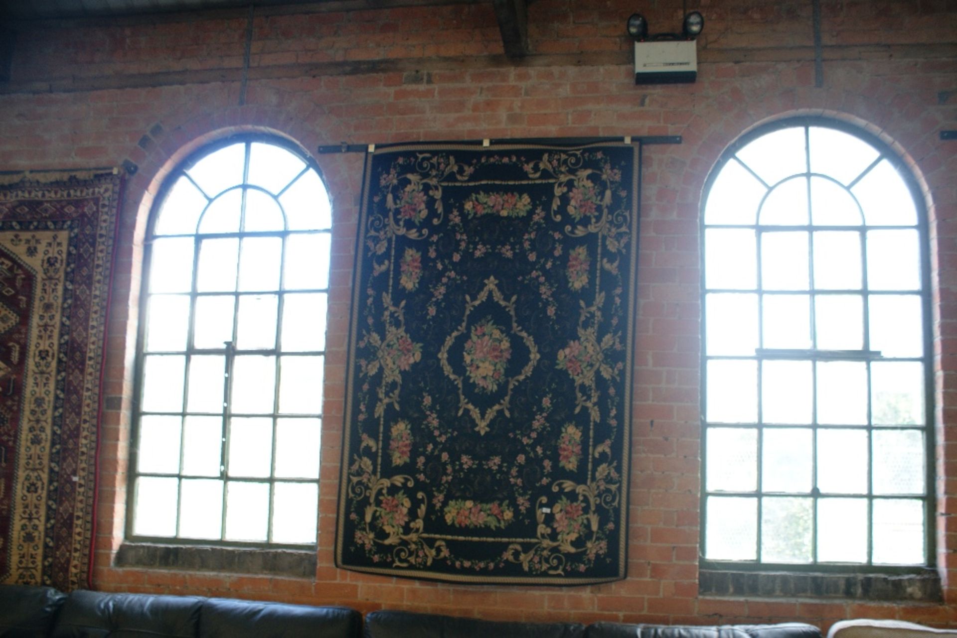 BLACK TAPESTRY RUG 230X160