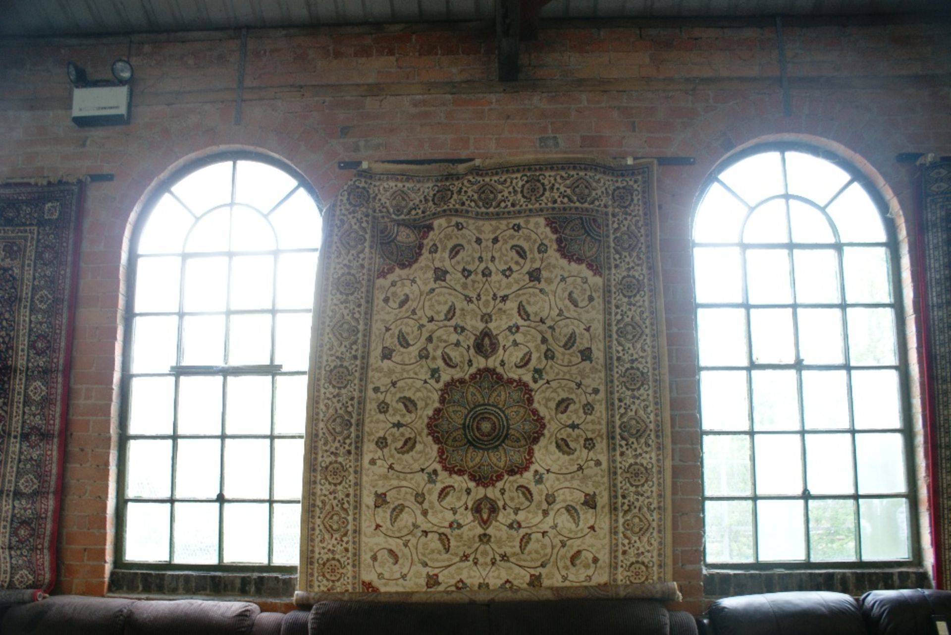 GOLD GROUND TRADITIONAL DESIGN RUG (10)