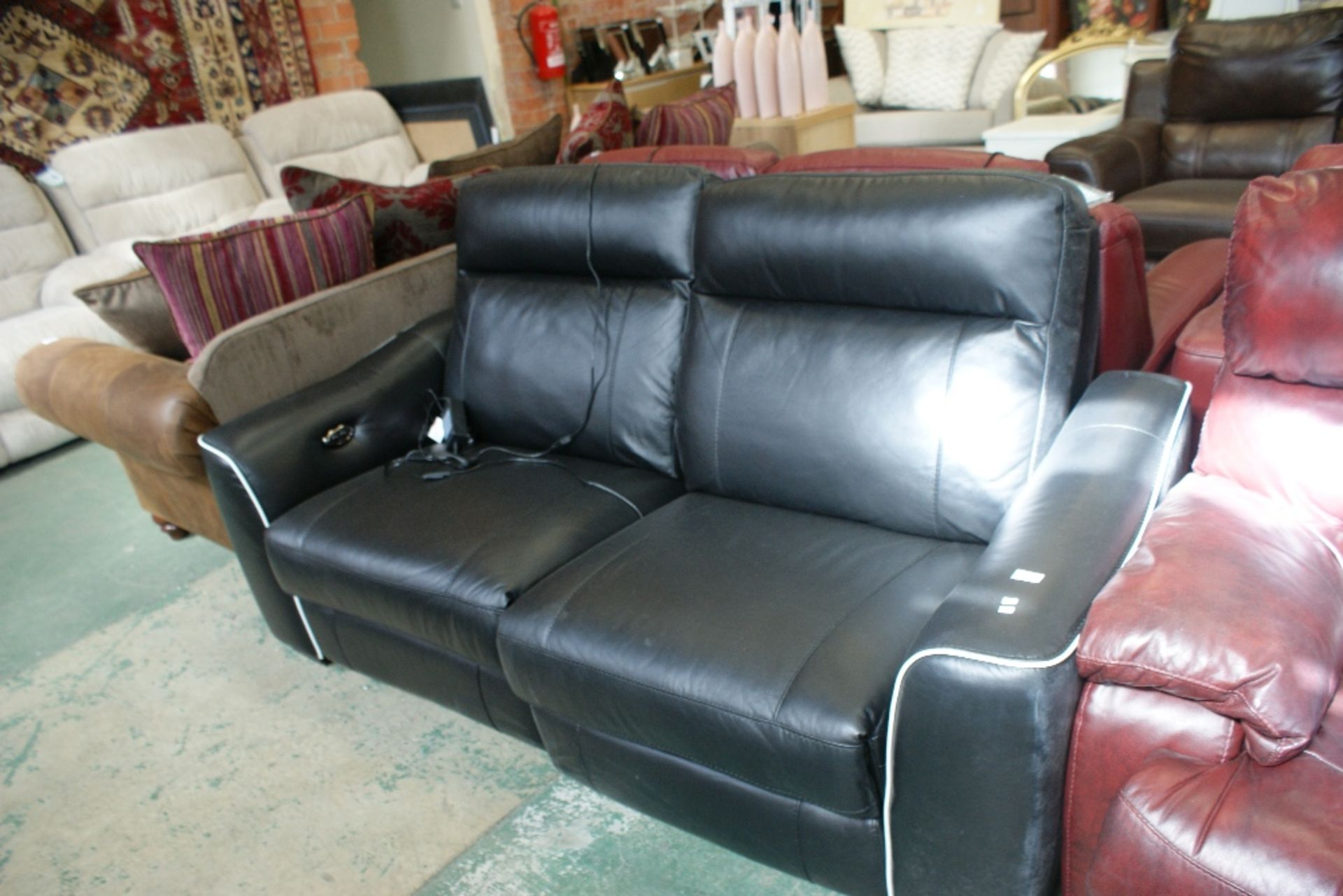 BLACK LEATHER ELECTRIC RECLINING 3 SEATER SOFA (1)