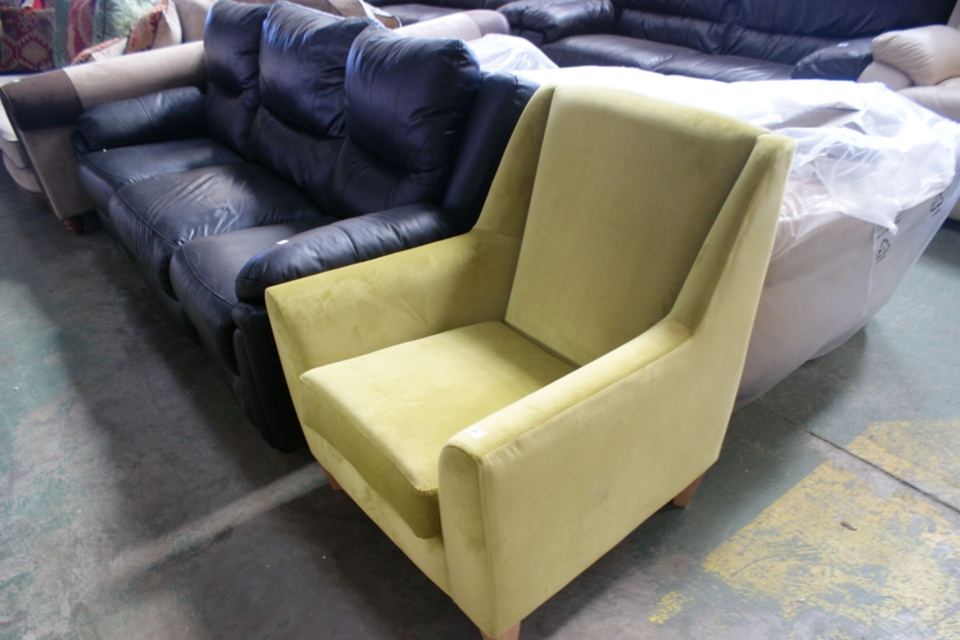 LIME GREEN ACCENT CHAIR (4297/07)