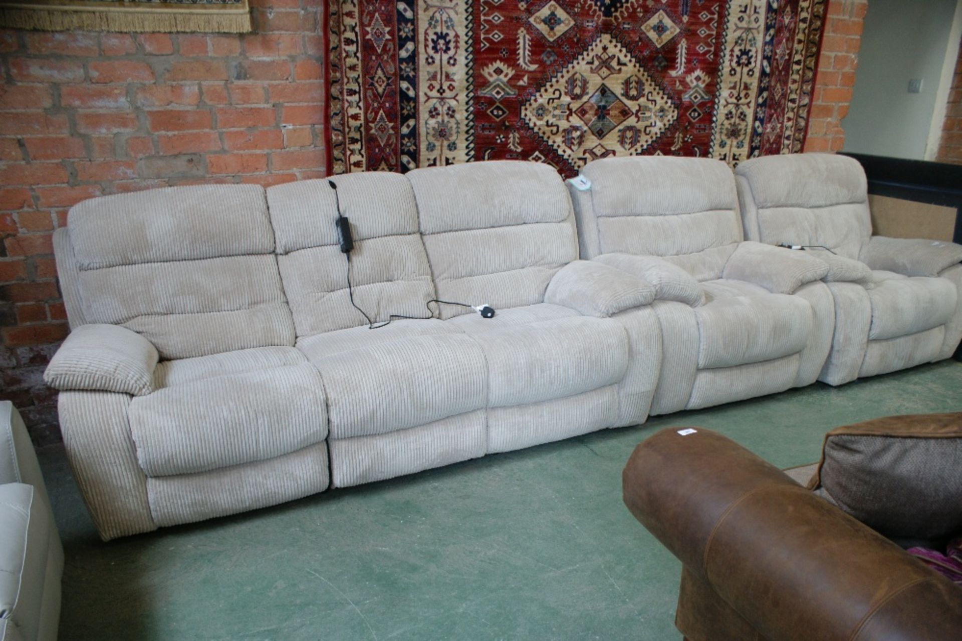 CREAM CORD ELECTRIC RECLINING 3 SEATER SOFA,