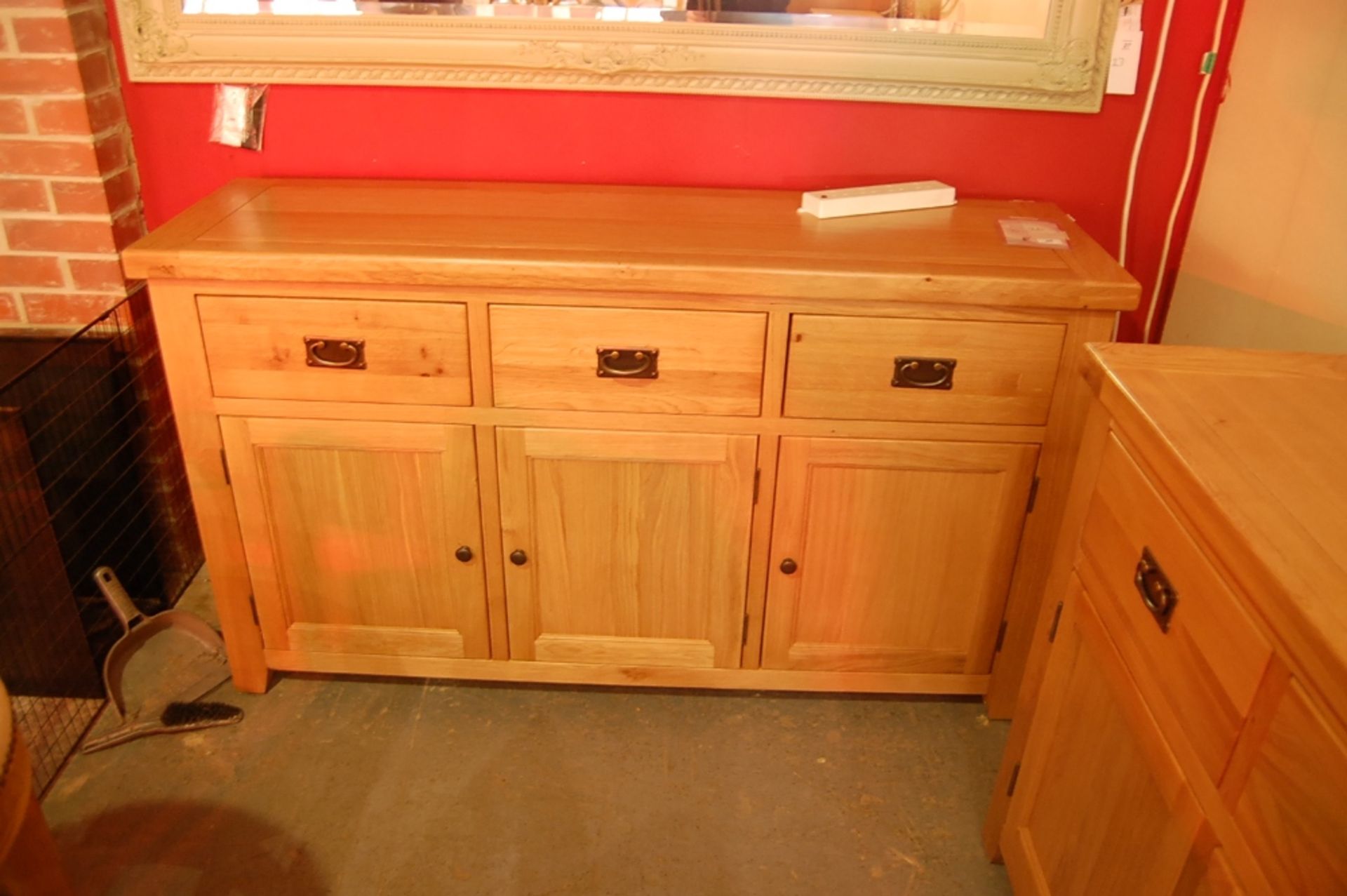 ROCHELLE OAK 3 DRAWER, 3 DOOR SIDEBOARD