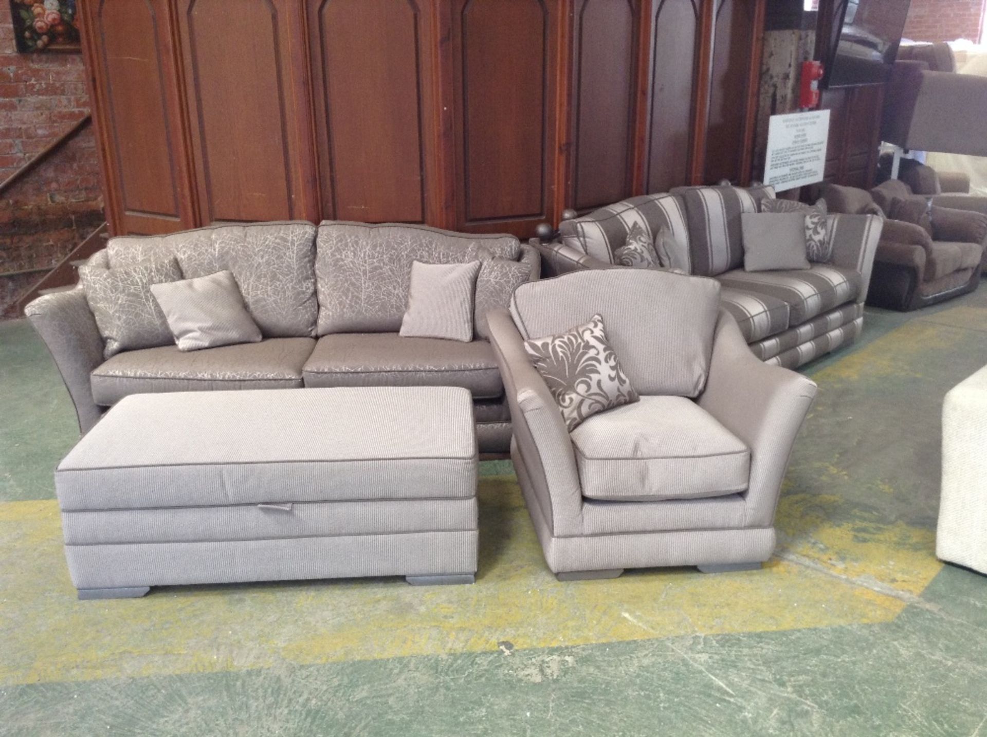 NOLE END STRIPED 3 SEATER SOFA, PATTERNED 3 SEATER SOFA,