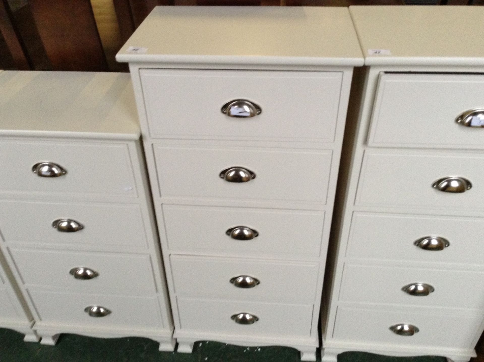 IVORY 5 DRAWER WELLINGTON CHEST