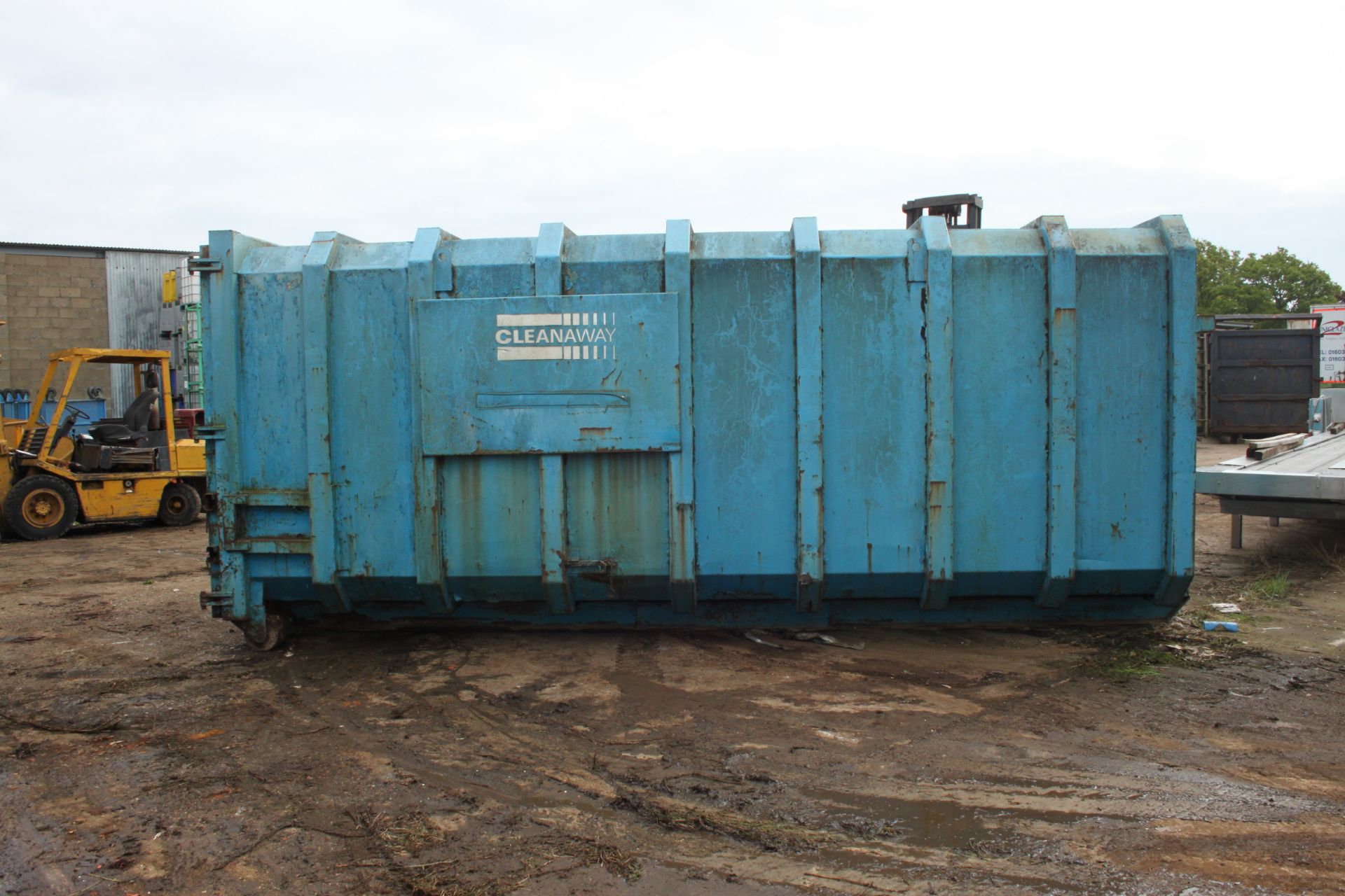 TTB 27M ENCLOSED RORO COMPACTOR SKIP SERIAL NUMBER D6446 - Image 3 of 3